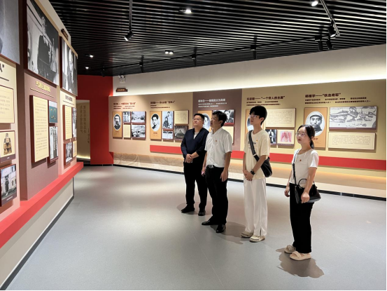 說明: http://www.hbpu.edu.cn/__local/E/ED/93/90CF359FB02E23FACE3B3EE8075_46E81243_E099B.png